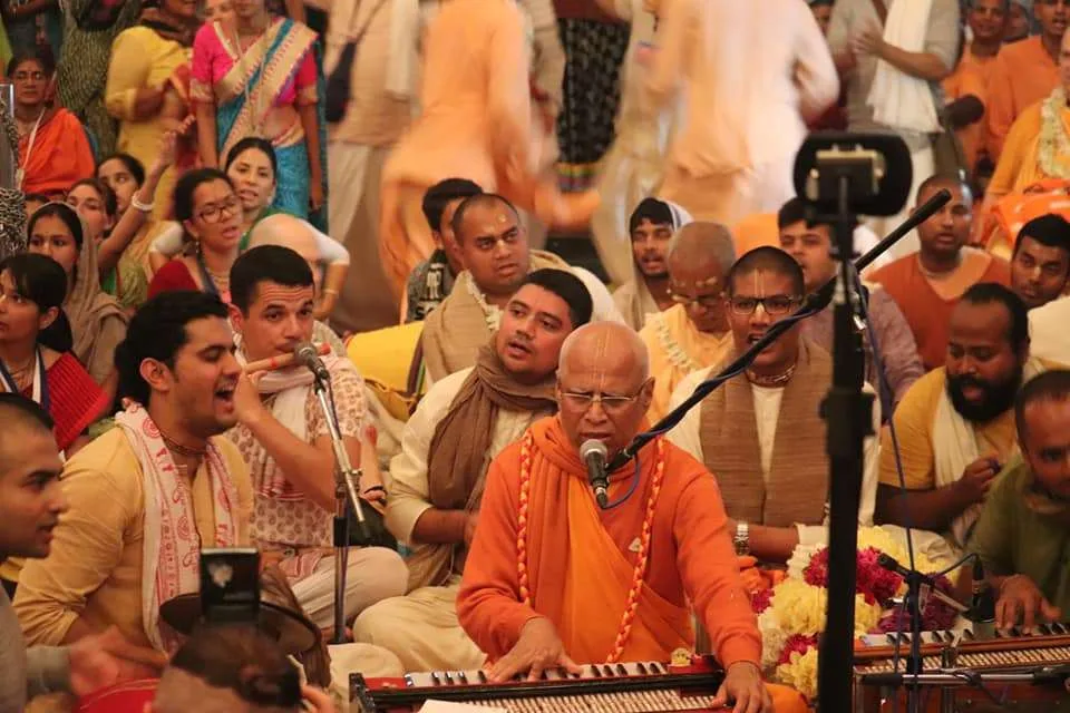 Mayapur Tour Package From Kolkata