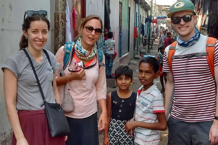 Walking Tour to the Slums of Calcutta / Kolkata