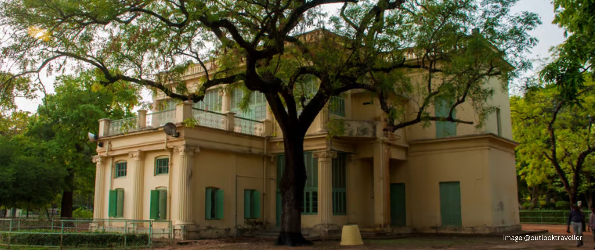 Explore Most Popular Tourist Destination Near Kolkata Explore Most Popular Tourist Destination Near Kolkata