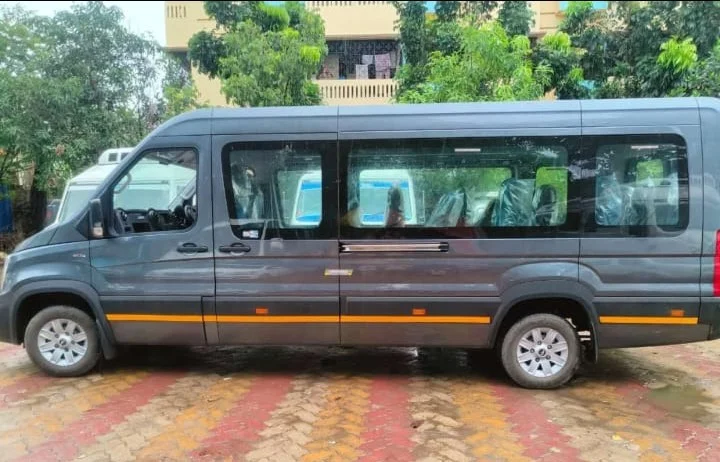 Force Urbania Car Rental In Kolkata Force Urbania Car Rental In Kolkata